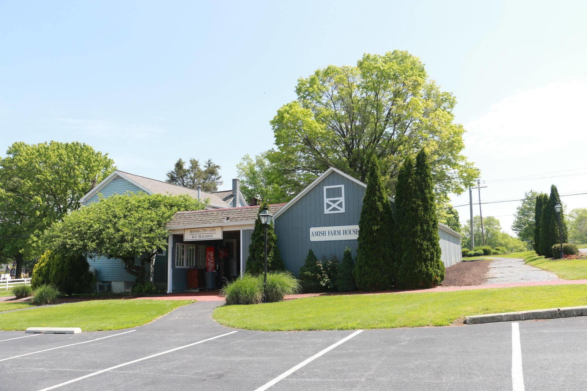 Hotel Hershey Farm 2*